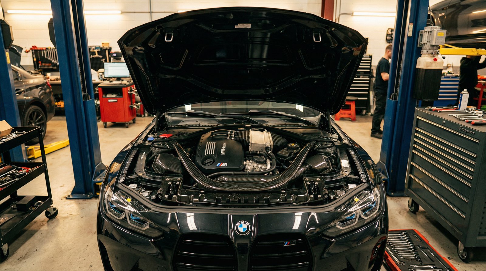 黑丝发动机改装视频